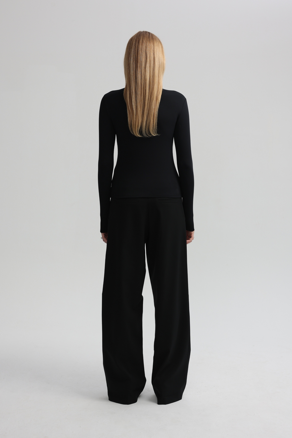 Longsleeve in Black 2.0