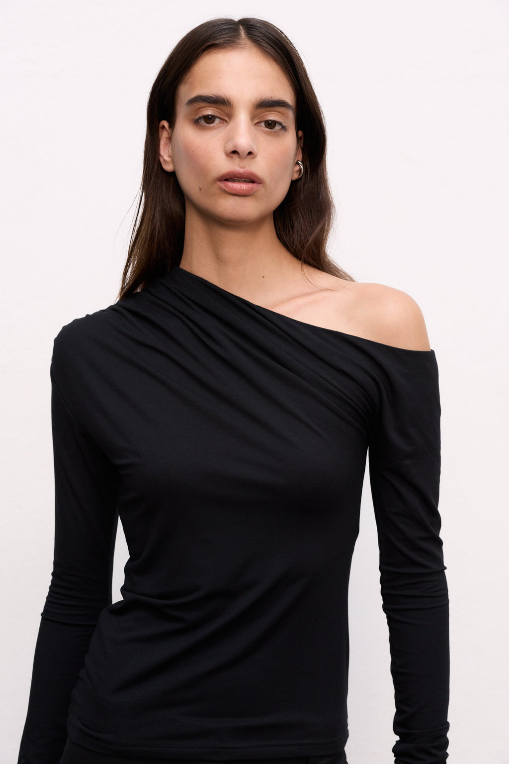Asymmetric Longsleeve