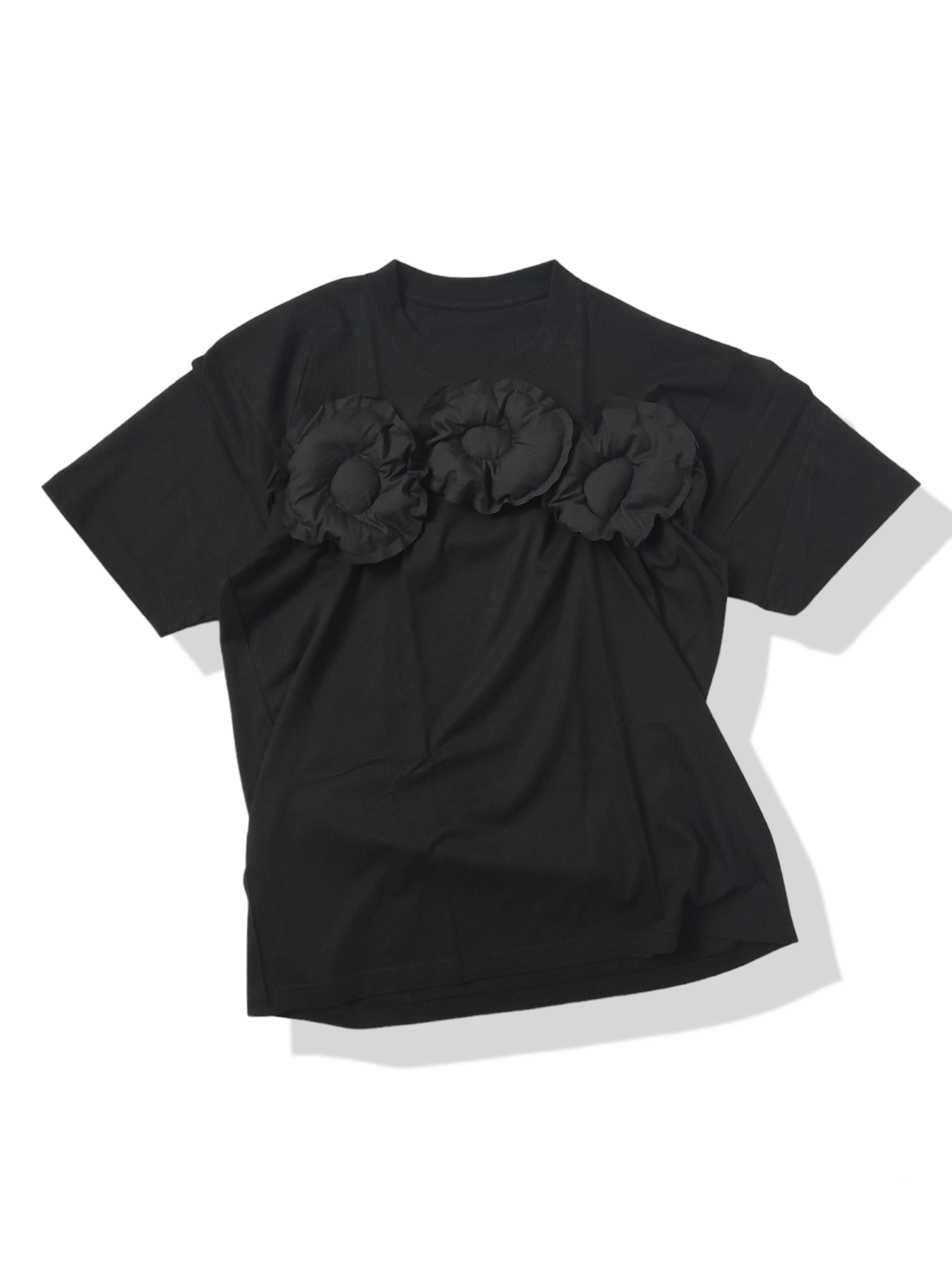 Black T-shirt with 3d flower