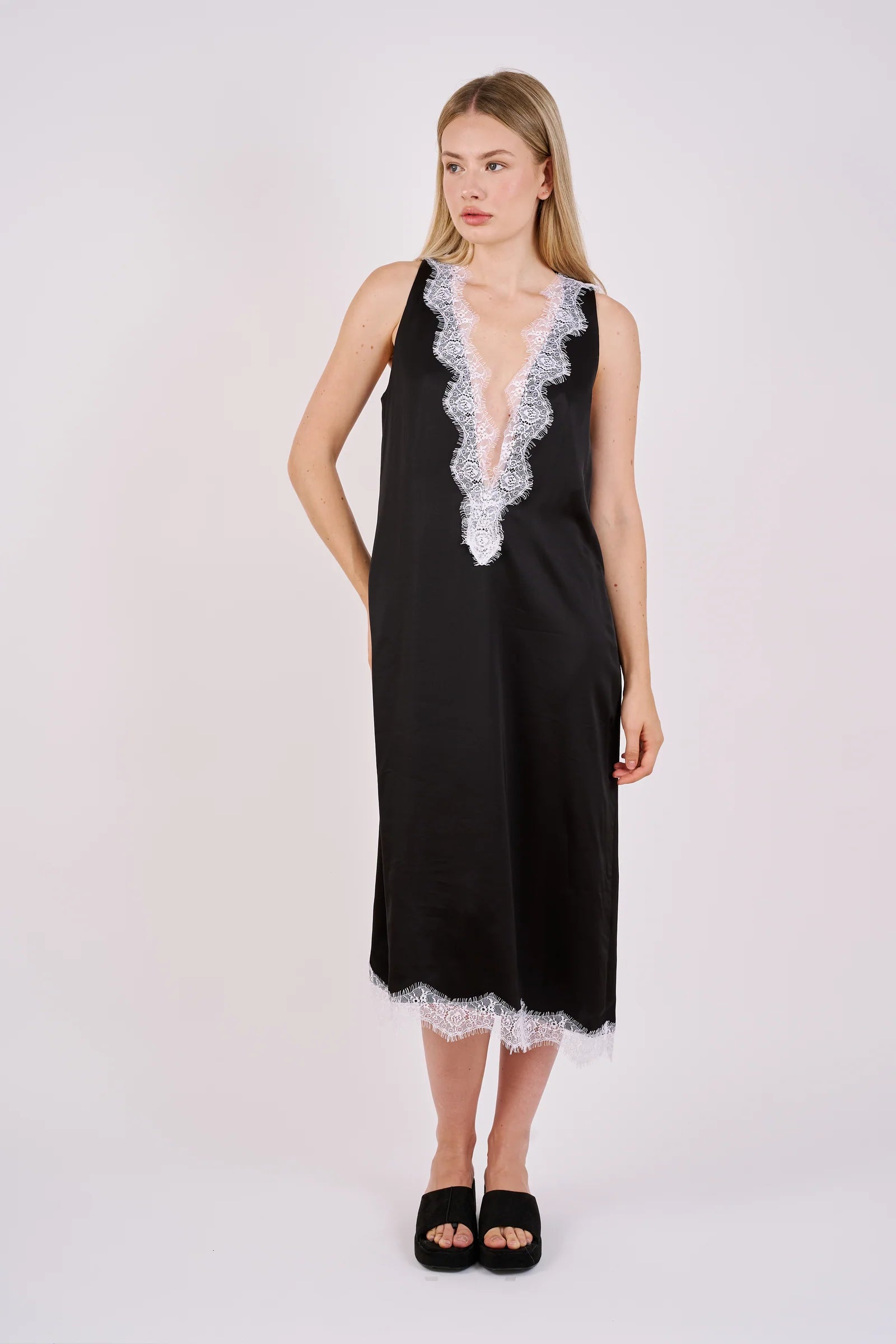 Lace Dress Black & White