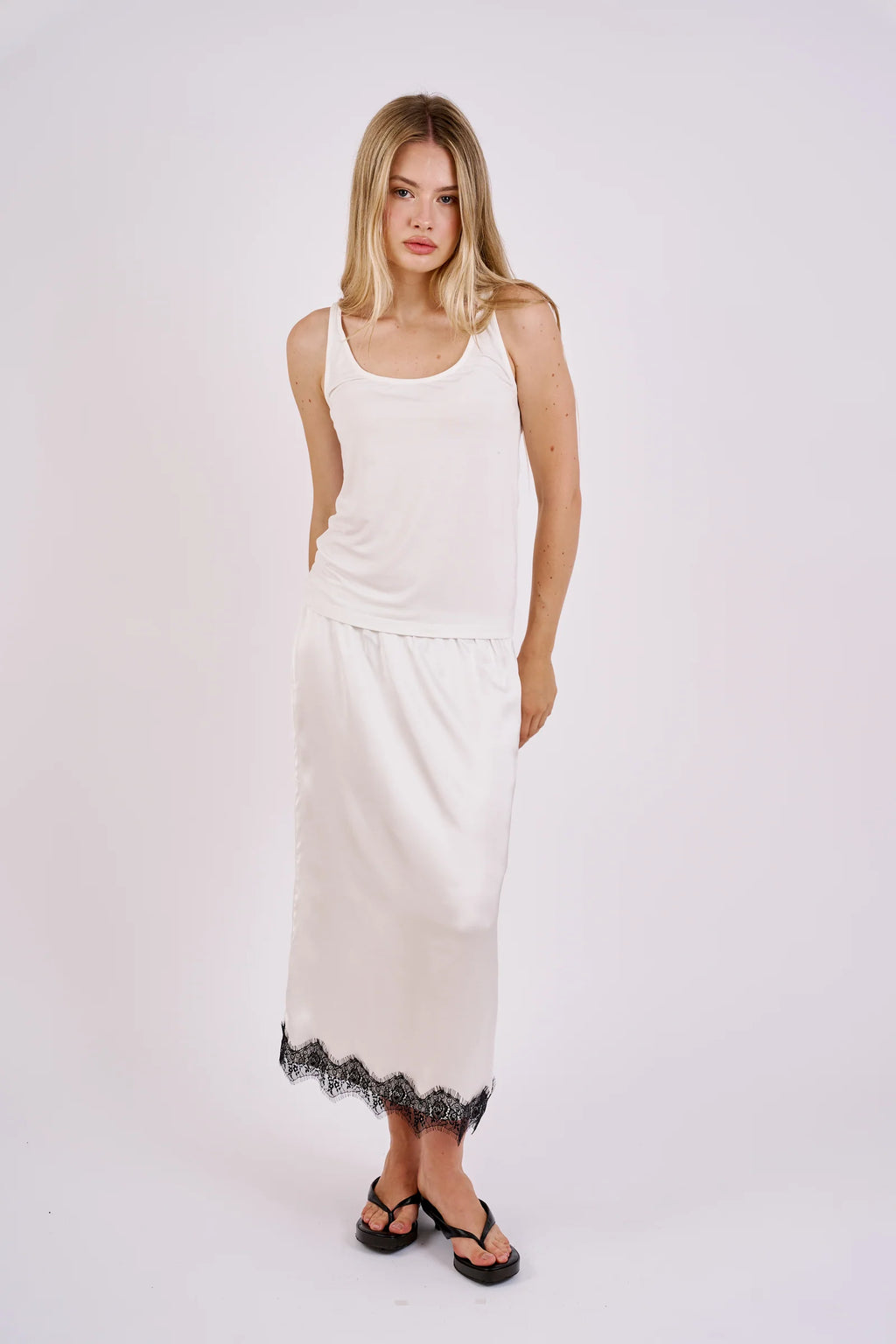Lace Skirt White & Black